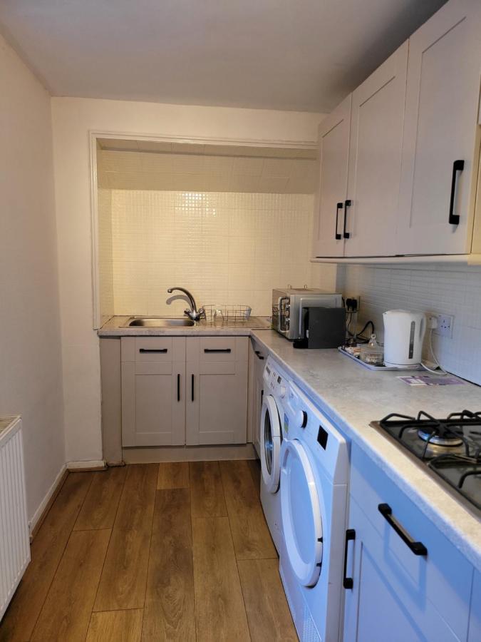 Appartamento Seaside Flat With Fast Wifi Scarborough Esterno foto